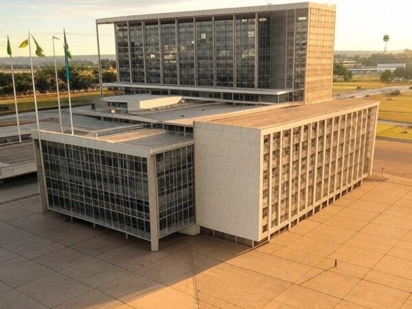 Edifício do Tesouro Nacional em Brasília simbolizando quitação de R$ 11,08 bilhões em dívidas de estados e municípios em 2025.