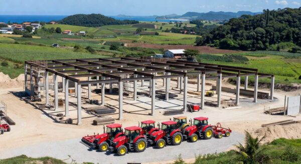 Fábrica de tratores para agricultura familiar em Maricá, com apoio do MST, parceria Brasil-China.