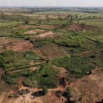 Vista aérea de terras abandonadas no Matopiba, identificadas por IA e satélites pela Embrapa e UnB.